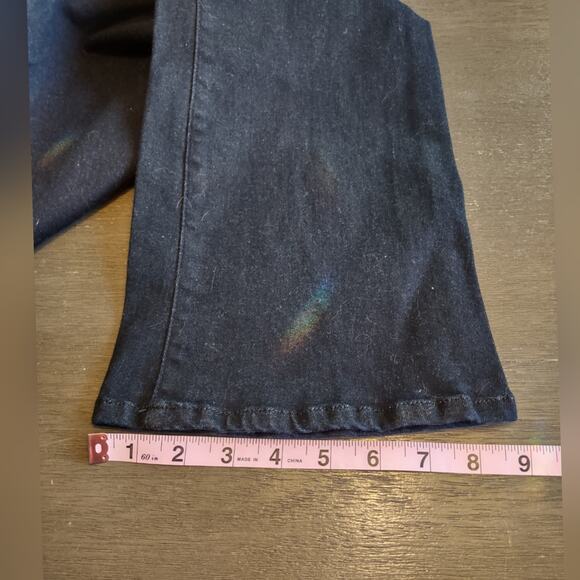 BCBGeneration Flared Dark Wash Blue Jeans Size 28 - Picture 7 of 13